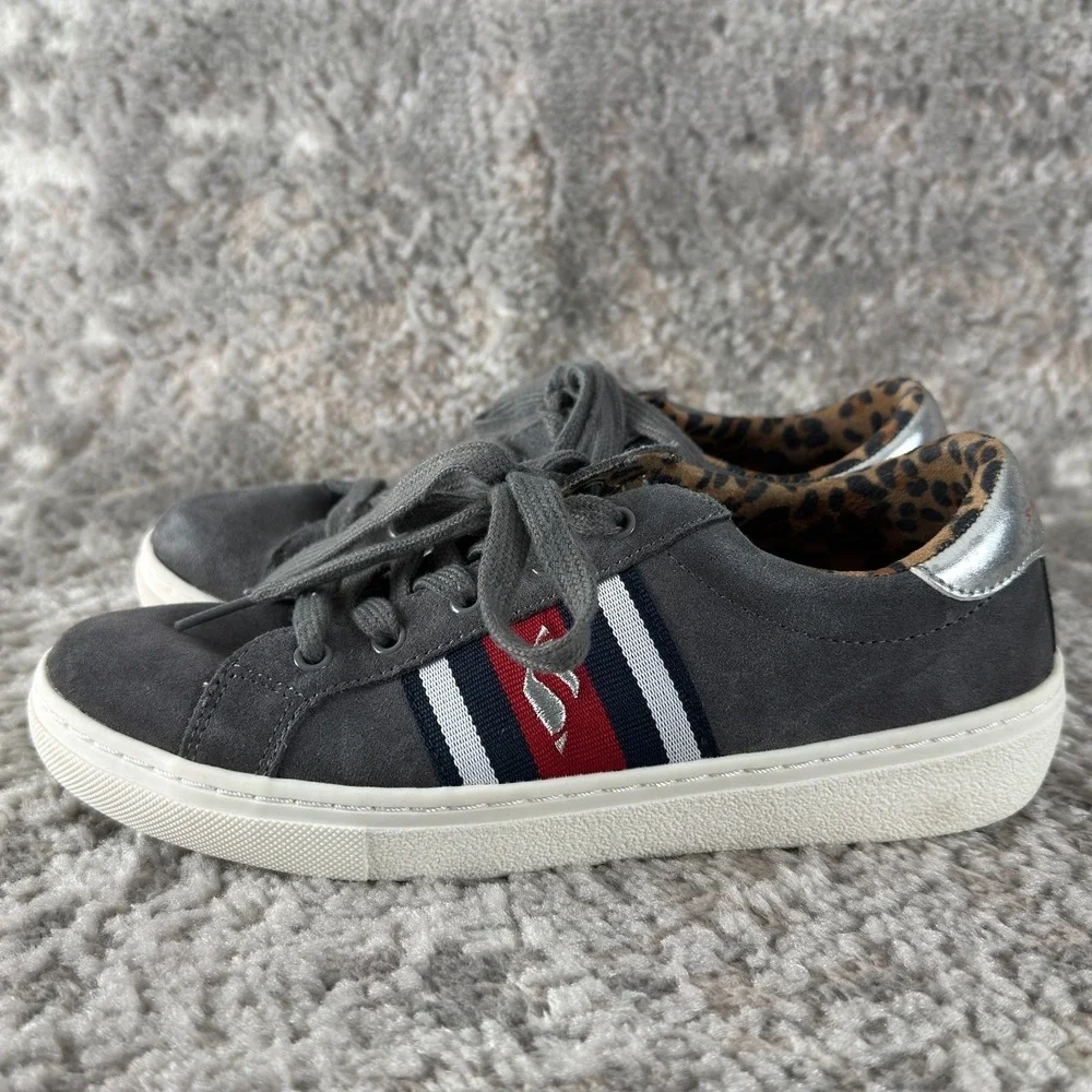 Skechers Size 7 Striped‎ Cheeta Print Sneakers Gray Lace Walking